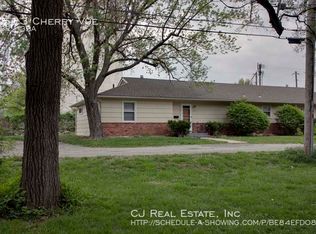 7523 Cherry Vue Rd, Kansas City, MO 64131