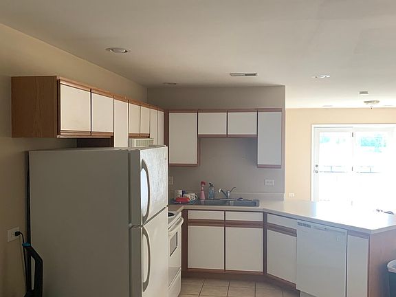 3rd image of 1711 Dekalb Ave APT C