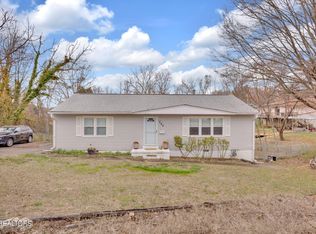 102 Sheridan Cir, Oak Ridge, TN 37830