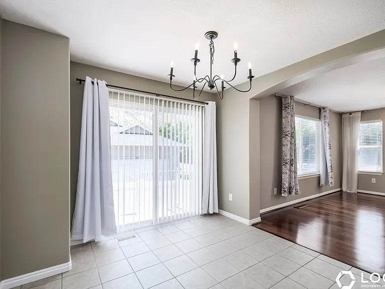 1315 S 1410 E — Photo 8