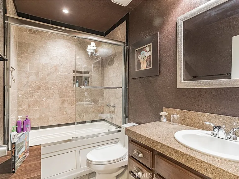 27350 Melanita Dr — Photo 23