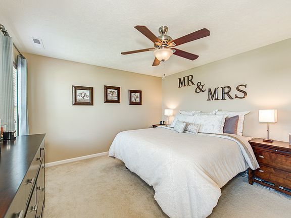 4th image of 16123 Howden Dr