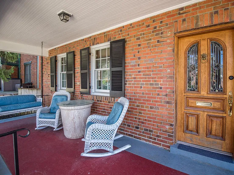 3420 Patterson St NW — Photo 4