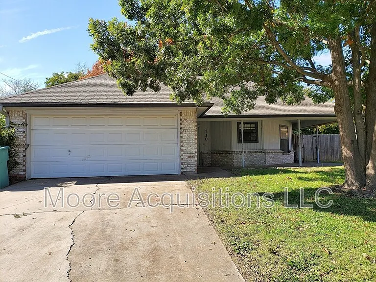 730 Patricia Dr — Photo 2