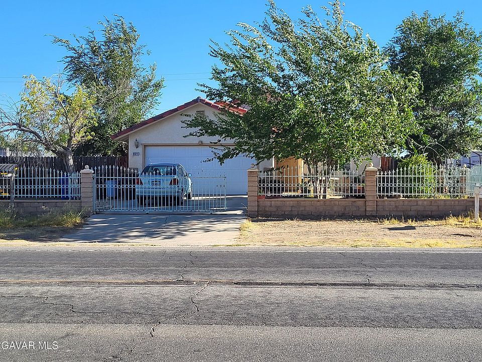 1st image of 8824 S Loop Blvd