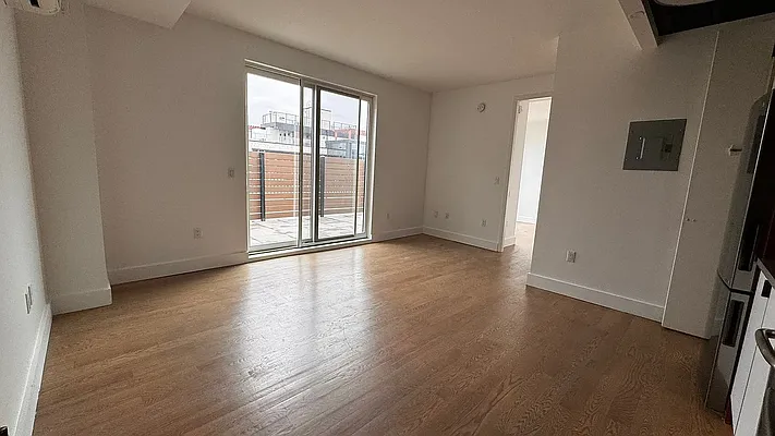 Rented by Twin Group | media 23