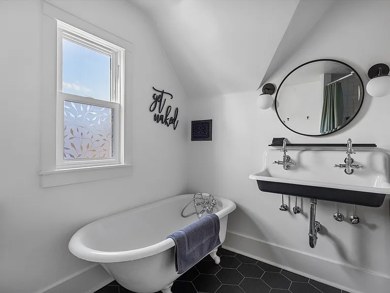 6504 Bedford Ave — Photo 21