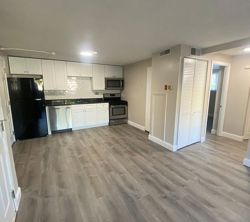 1st image of 144 Stevens St #146-04