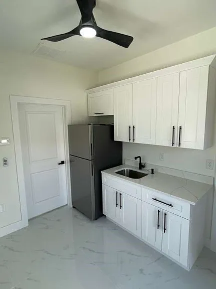 528 Raintree St E — Photo 7