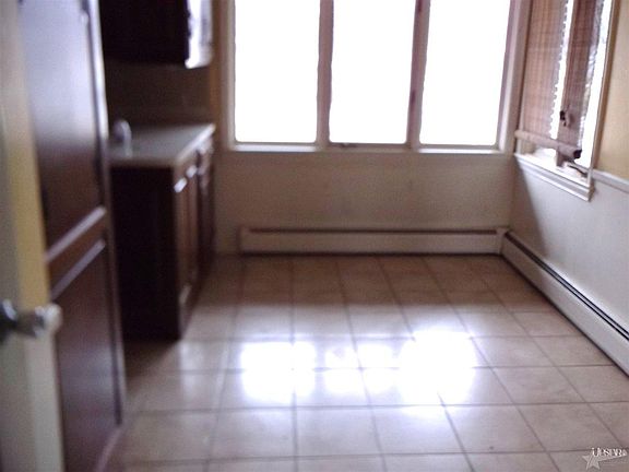 4th image of 6405 Birchdale Dr