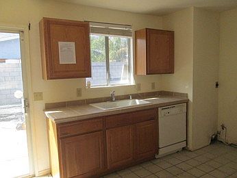 2nd image of 52691 Avenida Villa