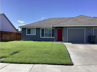 1051 W Cody Ave, Hermiston, OR 97838
