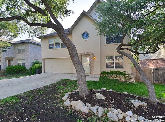 4th image of 15830 Walnut Creek Dr