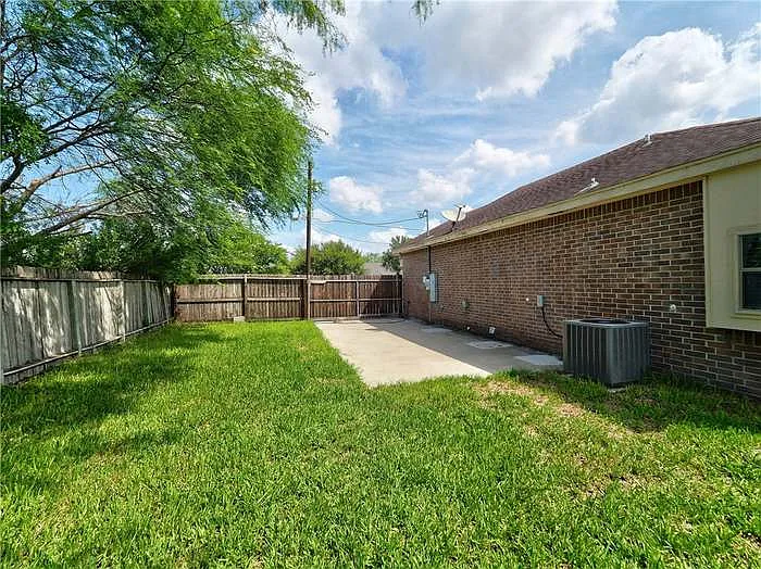111 Reidda Dr — Photo 22