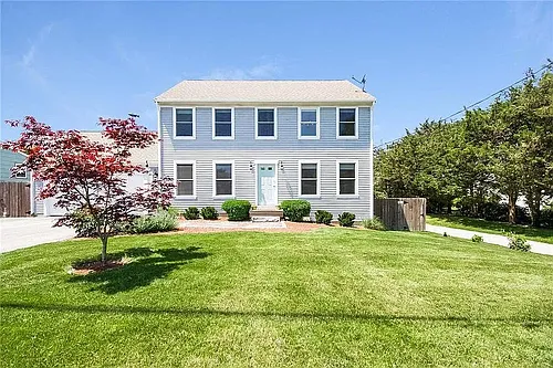 76 King Phillip St Photo 1