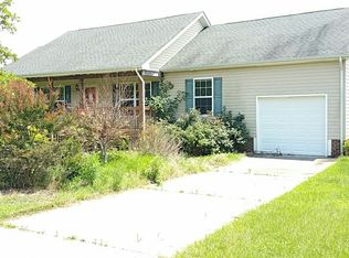 749 New Hope Church Rd, Como, NC 27818