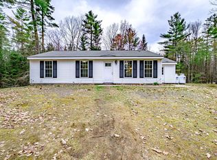1 Woodridge Dr, Steep Falls, ME 04085