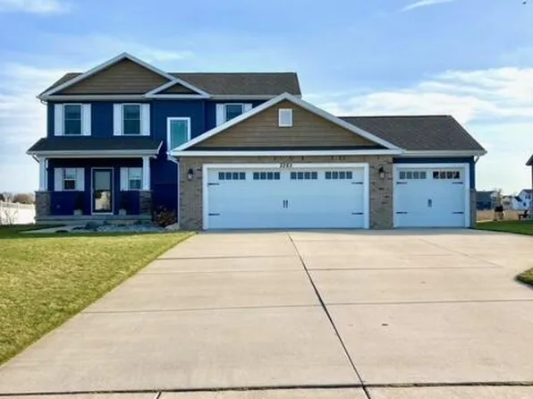 2265 Winners Cir, Saint Johns, MI 48879