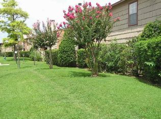 9101 Country Creek Dr APT 105, Houston, TX 77036