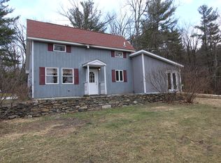 161 Dunbar Rd, Hudson, NY 12534