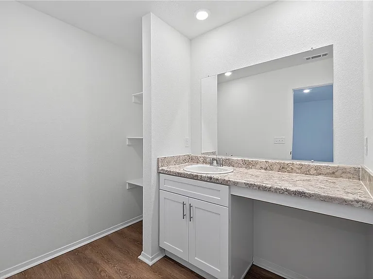 6802 SW Dignity Ave — Photo 54