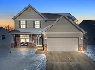 2664 Ruddy Ridge Dr, High Ridge, MO 63049