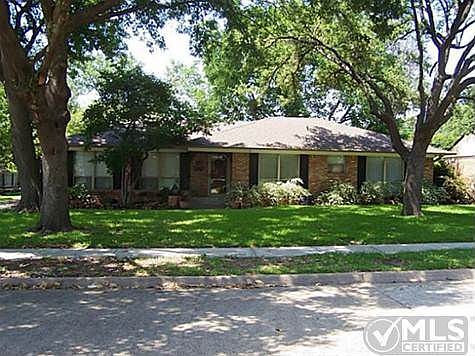 1st image of 521 Park Ln