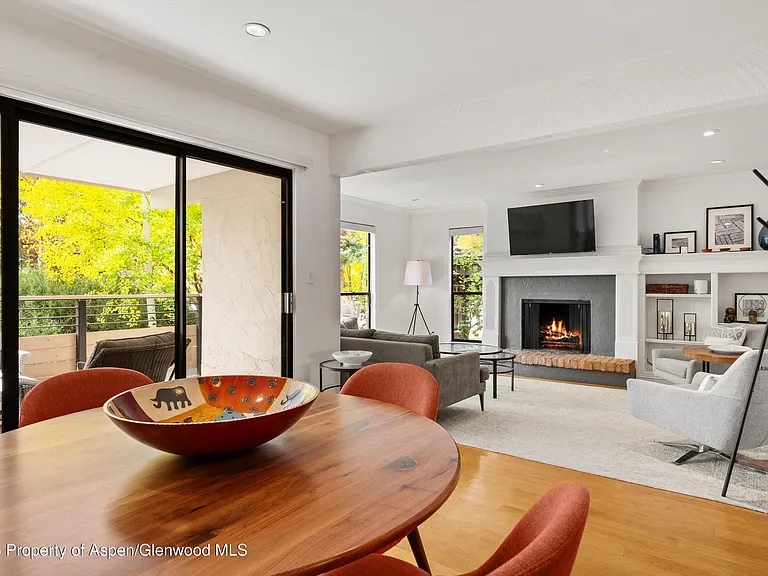 980 E Hyman Ave #3 — Photo 10