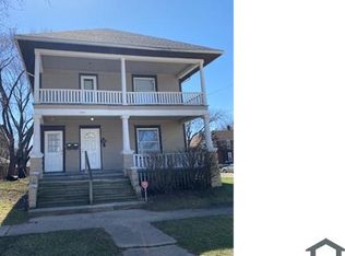1401 7th Ave APT 2, Rockford, IL 61104