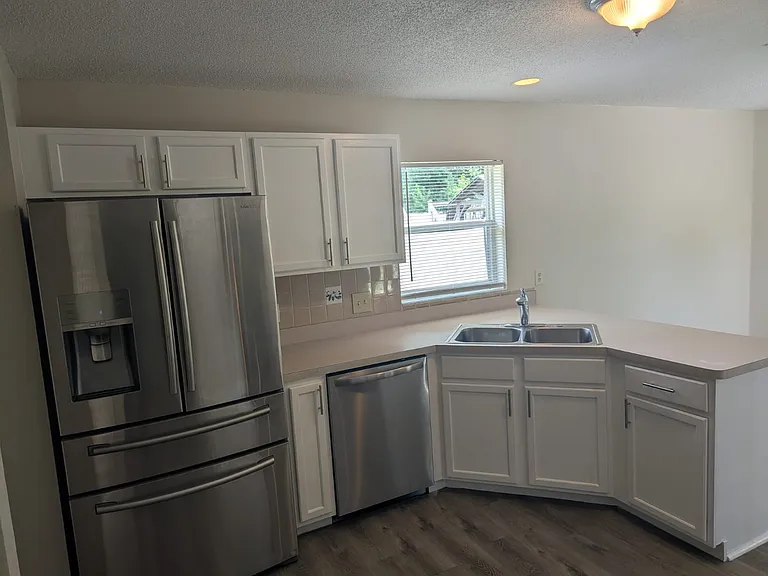 22 Pebble Beach Dr — Photo 8