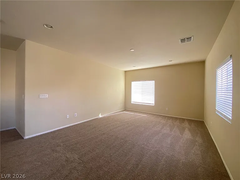 5980 Fidenza Ave — Photo 20