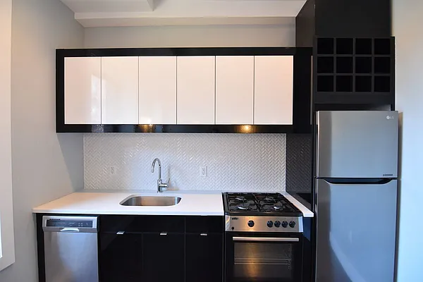 Rented by Zuz Realty | media 10