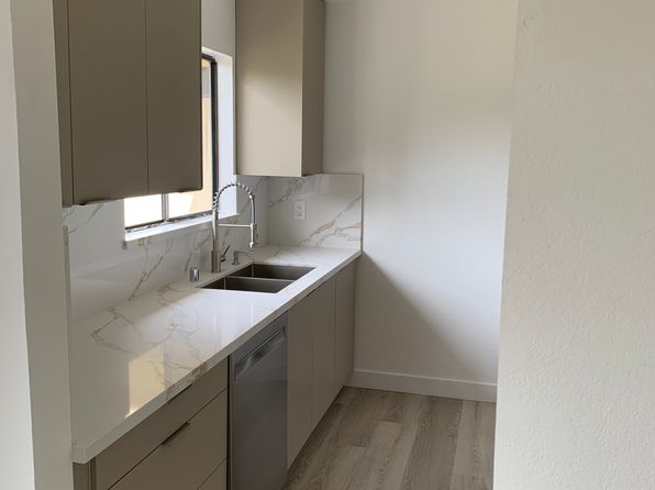 1070 Thompson Ave APT 202