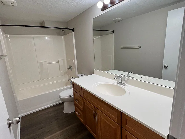 507 W Sexton Rd — Photo 10