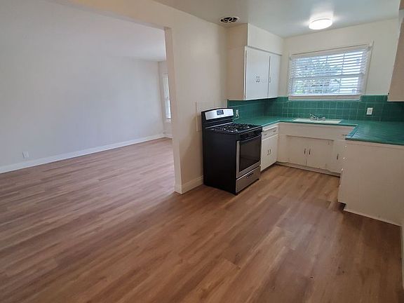 4th image of 810 Buena Vis APT A