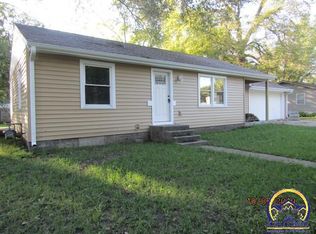 1207 NE Arter Ave, Topeka, KS 66616