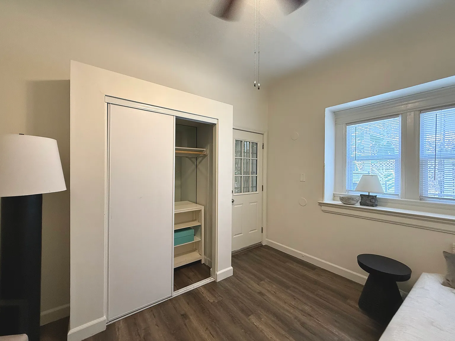 1 bed, 3000 sqft, $875 — Photo 3