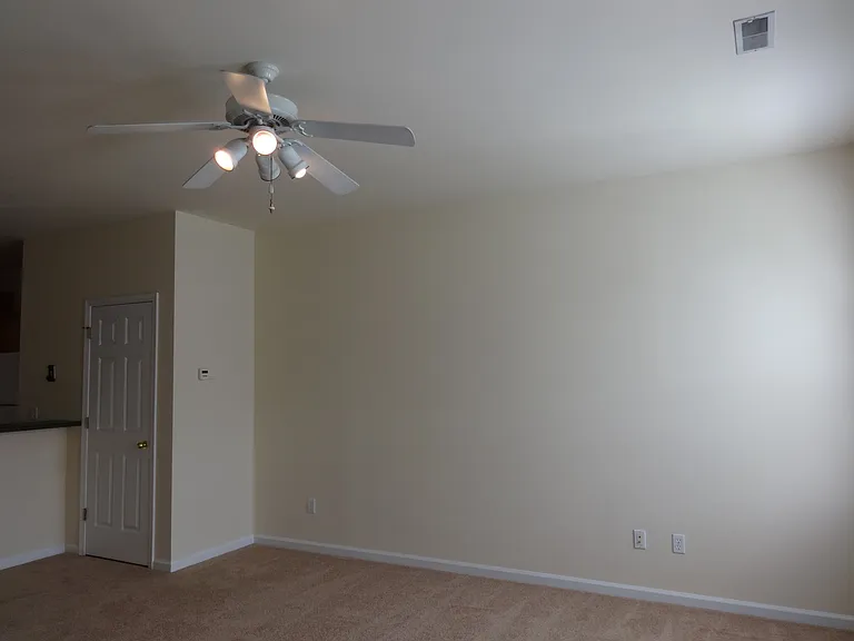 1719 Webland Park — Photo 5