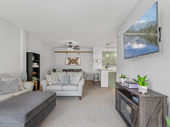 5th image of 803 Willow Glen Ct