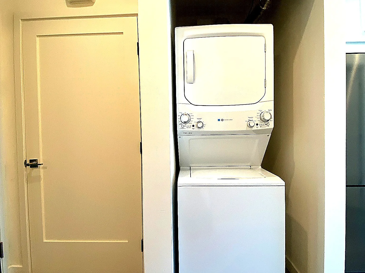 3067 N Park Way — Photo 3