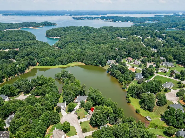 6440 Deep Woods Ct — Photo 50