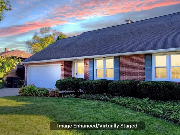 9715 West Wisconsin AVENUE, Wauwatosa, WI 53226