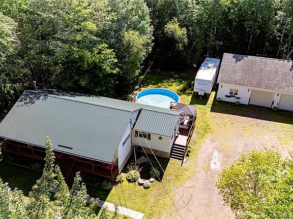 2nd image of 19 Christopher Dr