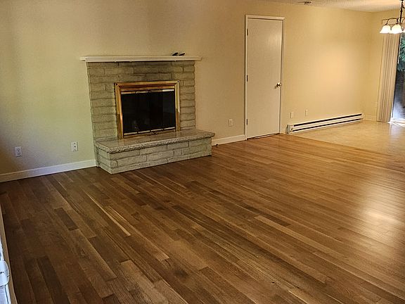 5th image of 4920 SW Maplewood Rd