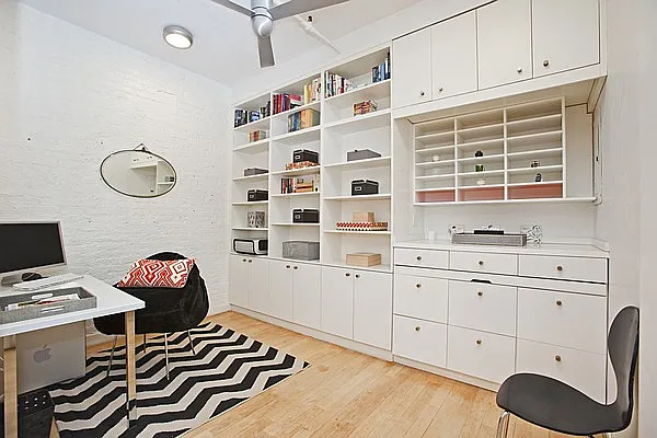 Sold by Prime Manhattan | media 20