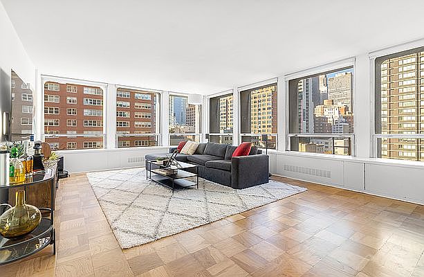 1st image of 300 E 33rd St APT 5L