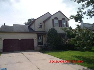 82 Springcress Dr, Delran, NJ 08075