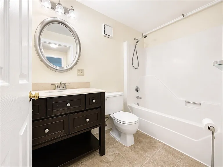 200 Market St #204 — Photo 12