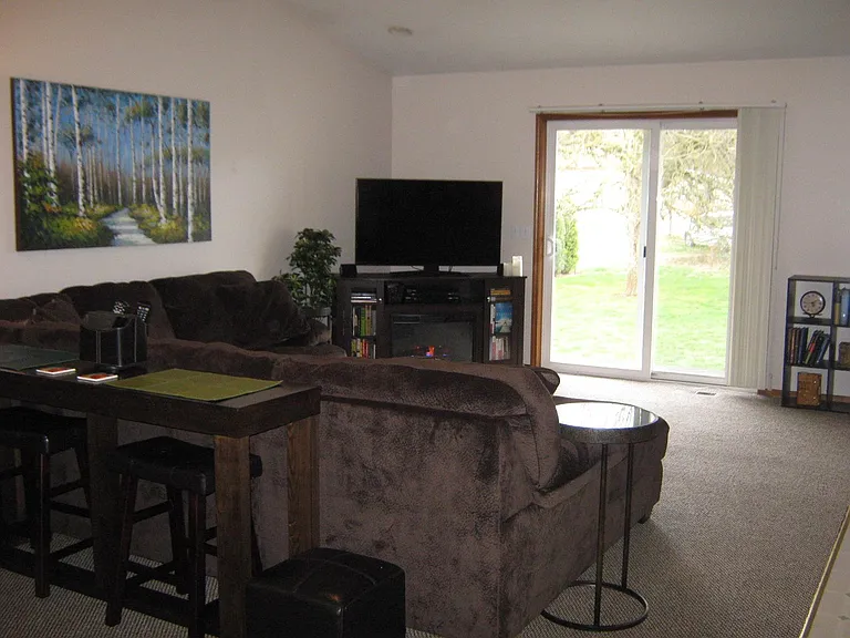 8384 Double Ditch Rd — Photo 7