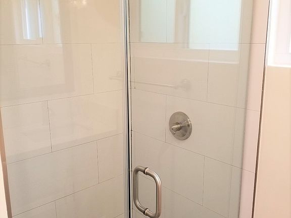3rd image of 1117 S Bedford St #1003
